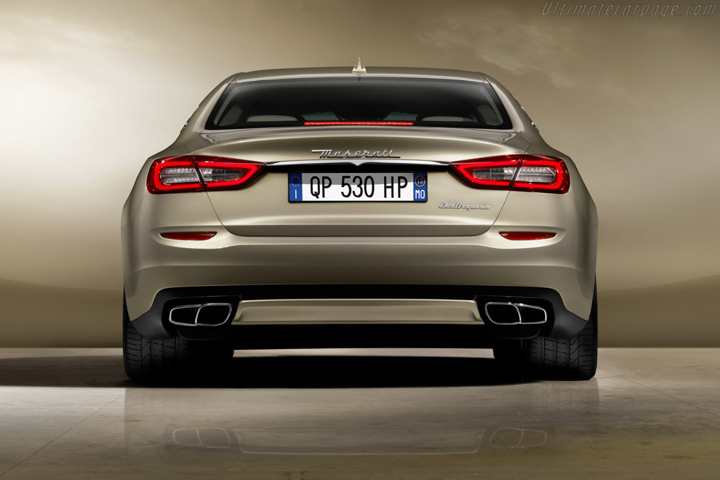 Maserati Quattroporte