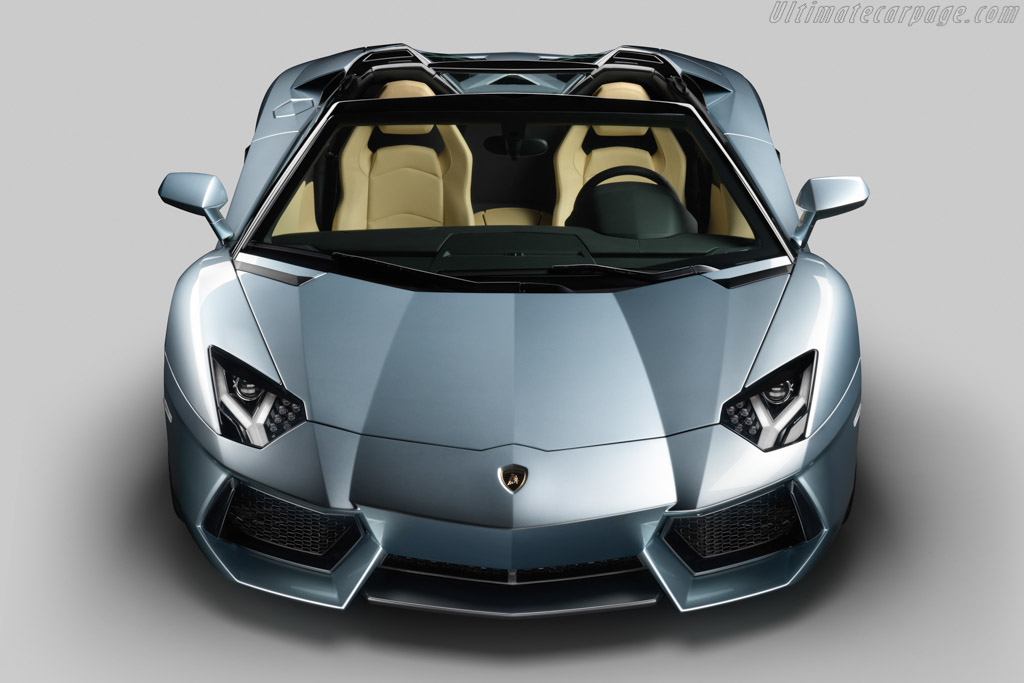 Lamborghini Aventador LP700-4 Roadster