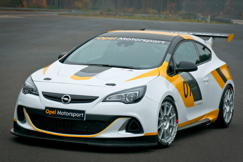 Opel Astra OPC Cup