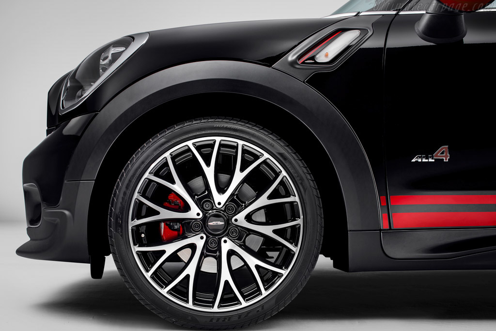 MINI John Cooper Works Paceman