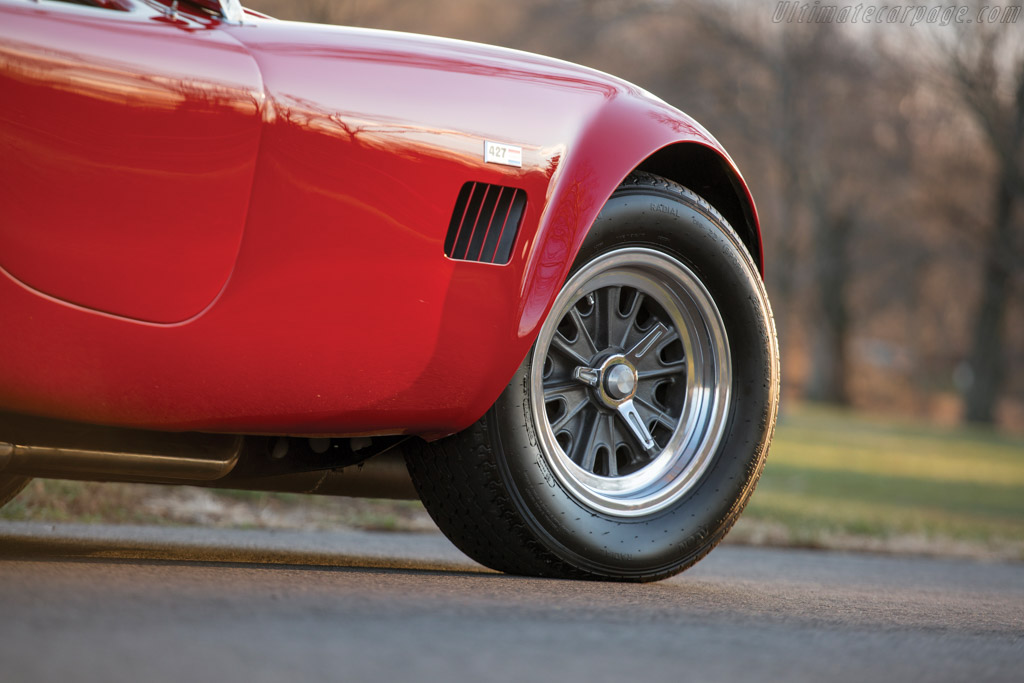 AC Shelby Cobra 427