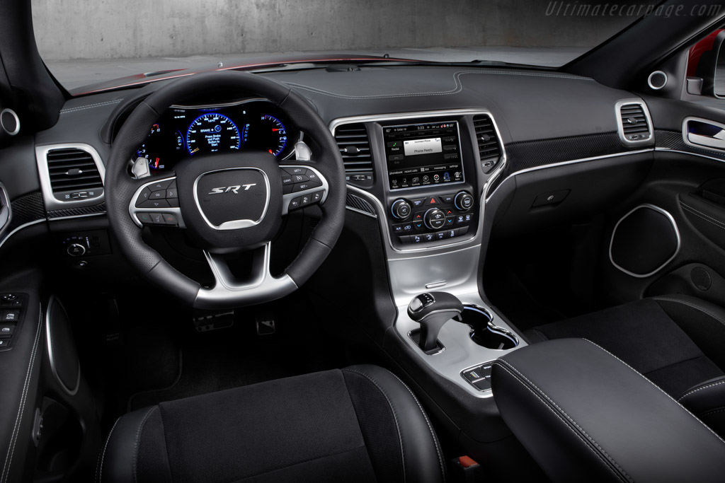 Jeep Grand Cherokee SRT