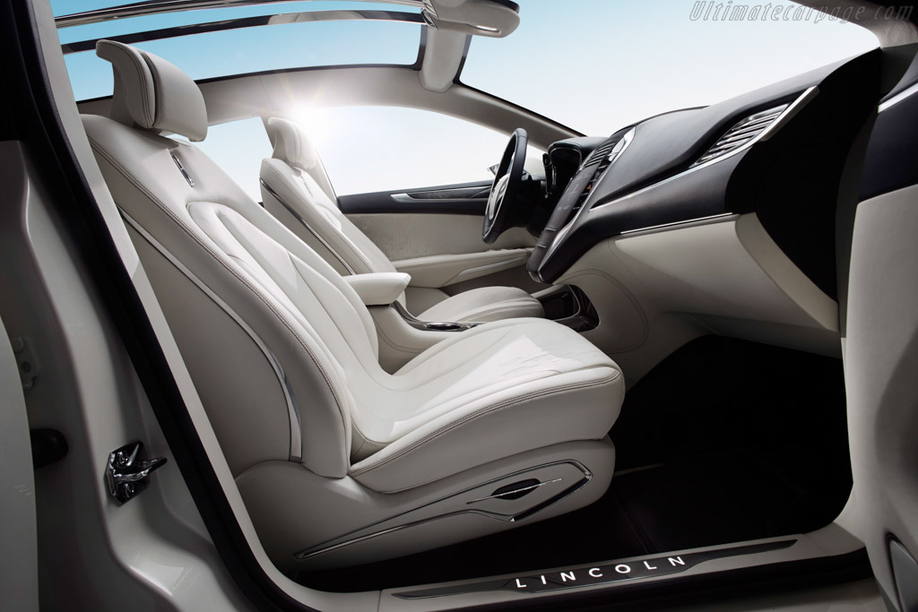 Lincoln MKC Concept