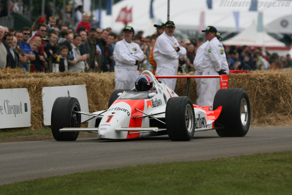 Penske PC19 Chevrolet - Chassis: PC19-009  - 2007 Goodwood Festival of Speed