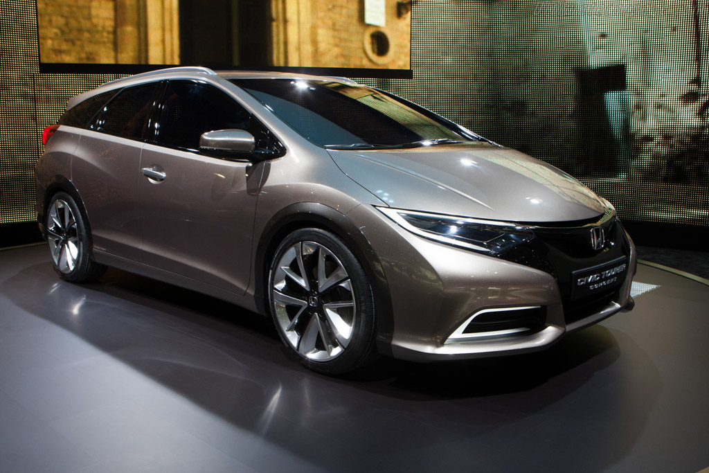 Honda Civic Tourer Concept   - 2013 Geneva International Motor Show