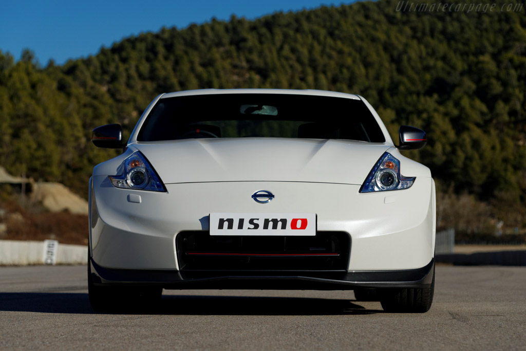 Nissan 370Z Nismo