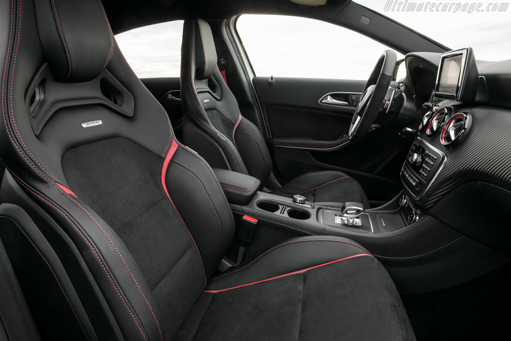 Mercedes-Benz A 45 AMG