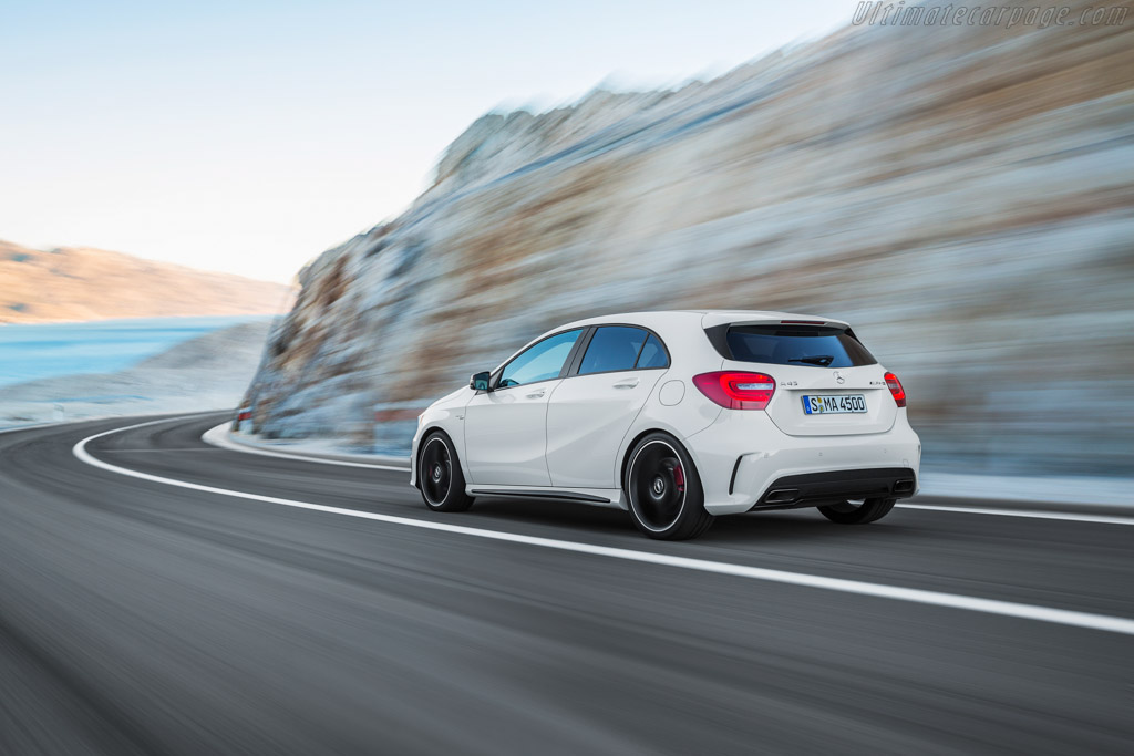 Mercedes-Benz A 45 AMG