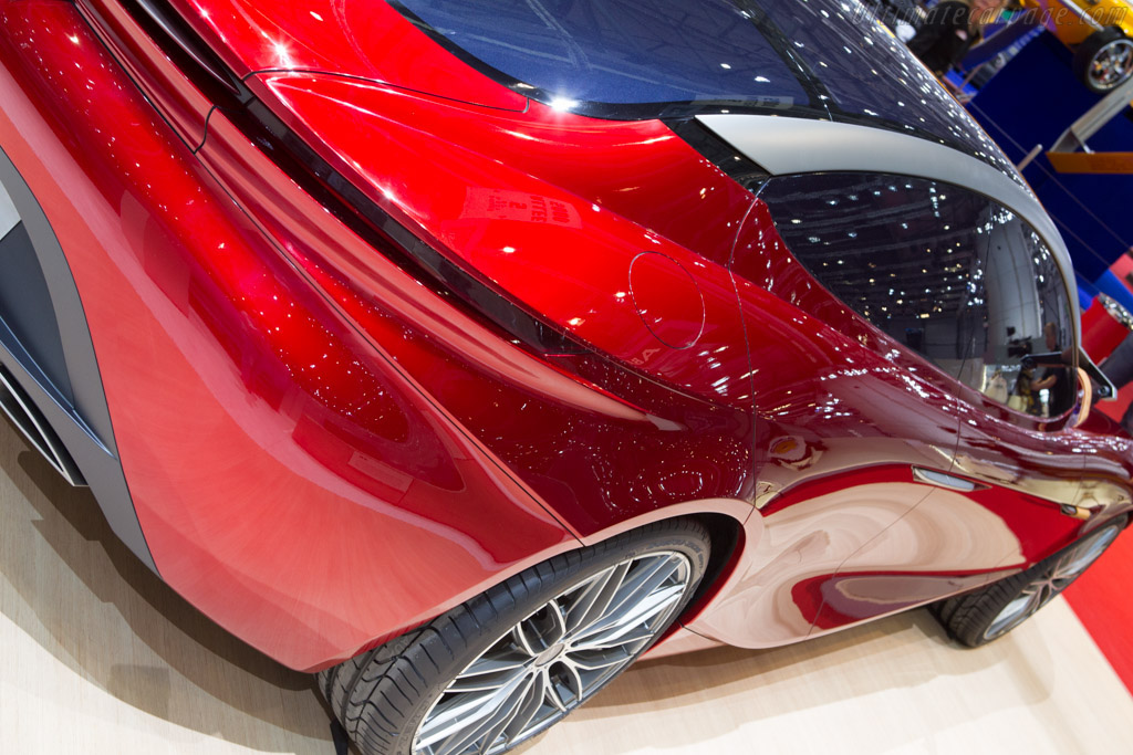 Alfa Romeo Gloria Concept   - 2013 Geneva International Motor Show