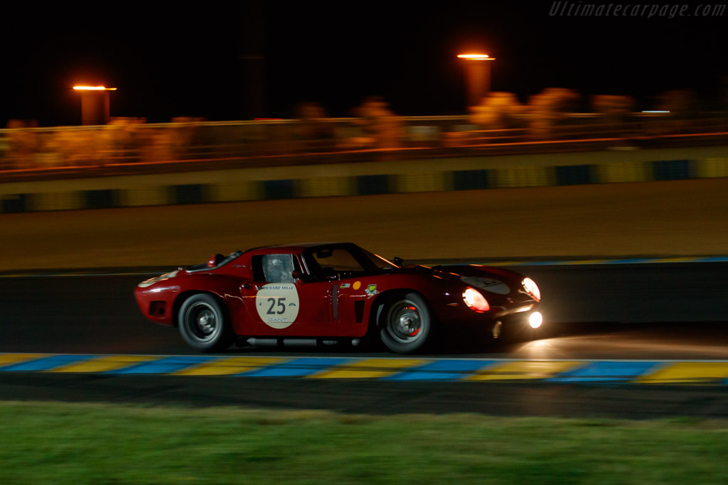 Bizzarrini 5300 GT Corsa - Chassis: BA4 0106  - 2018 Le Mans Classic