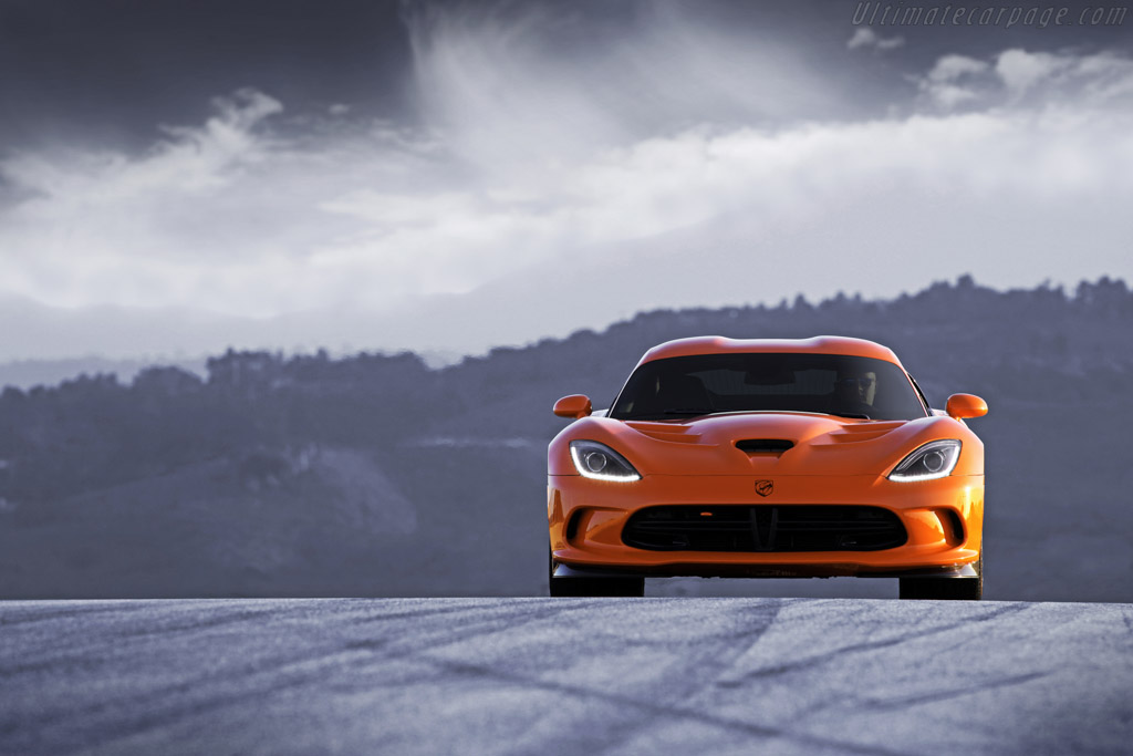 SRT Viper TA
