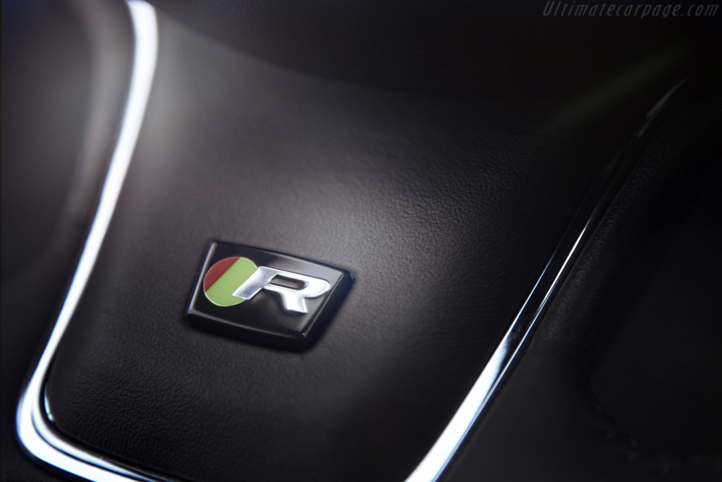 Jaguar XJR