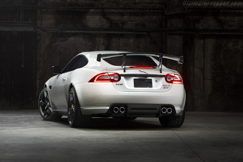 Jaguar XKR-S GT