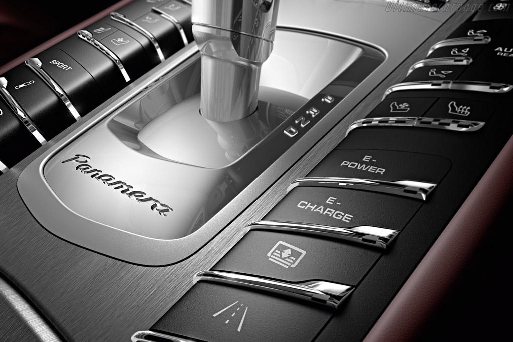 Porsche Panamera S E-Hybrid