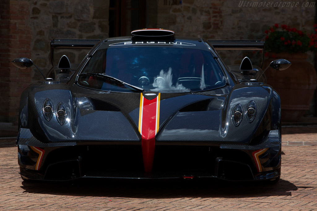 Pagani Zonda Revolucion