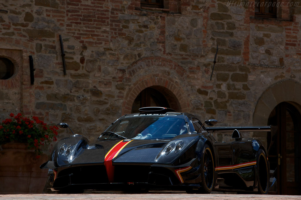 Pagani Zonda Revolucion