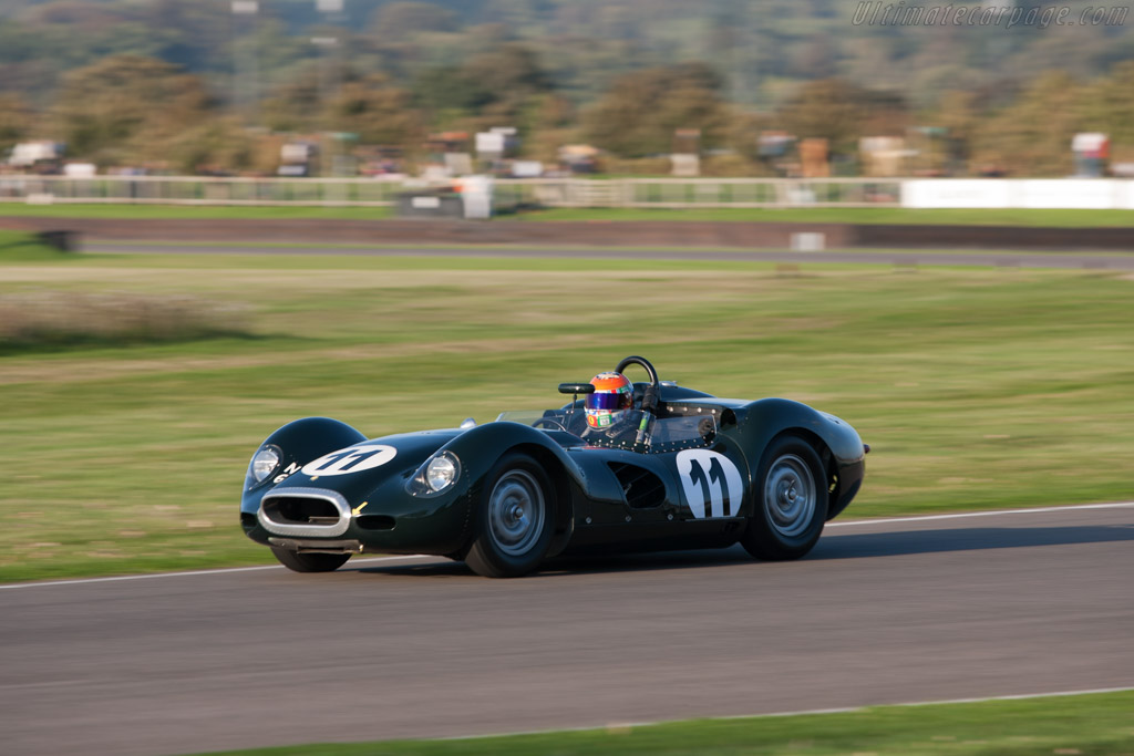 Lister Knobbly Jaguar - Chassis: BHL 103  - 2011 Goodwood Revival
