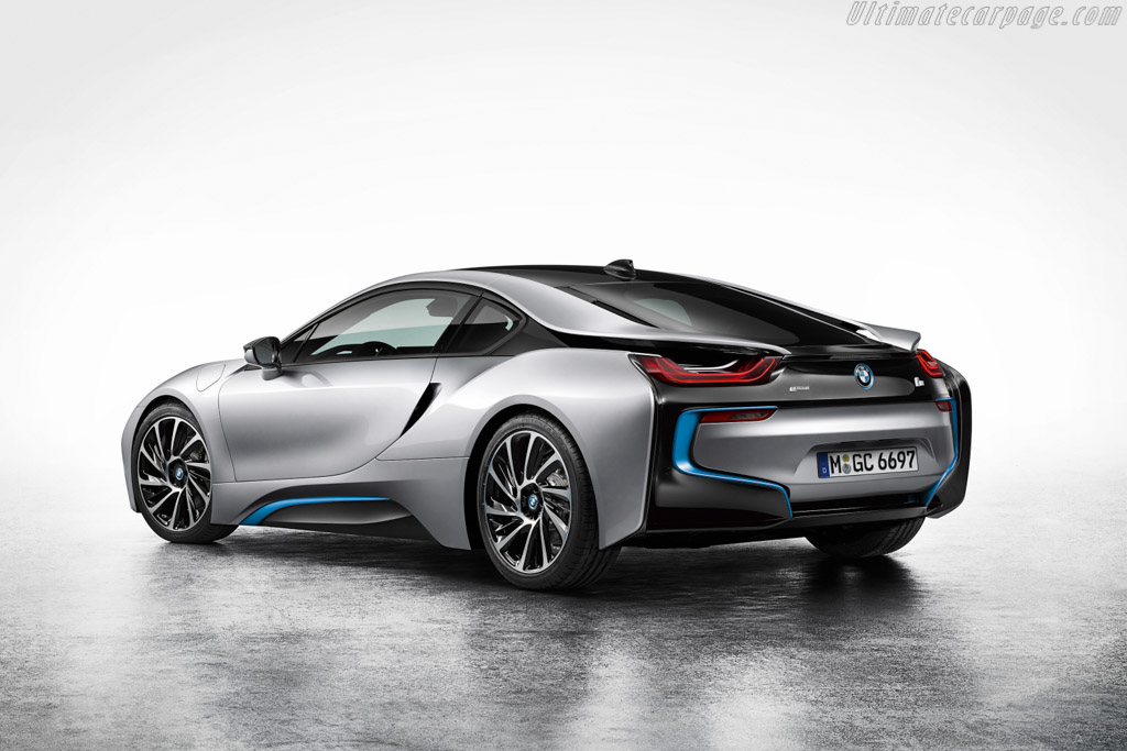 BMW i8