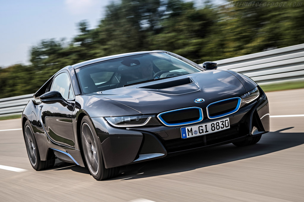 BMW i8