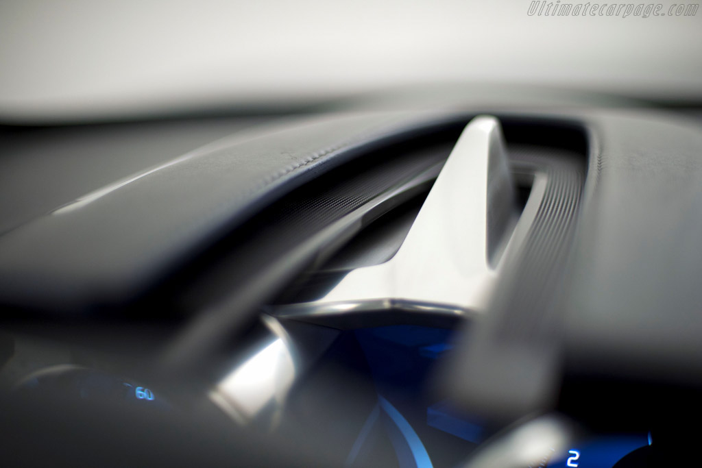Volvo Concept Coupé
