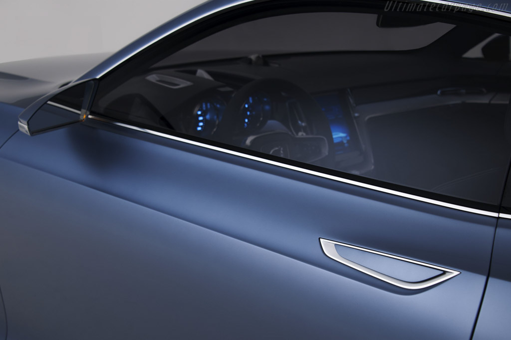 Volvo Concept Coupé