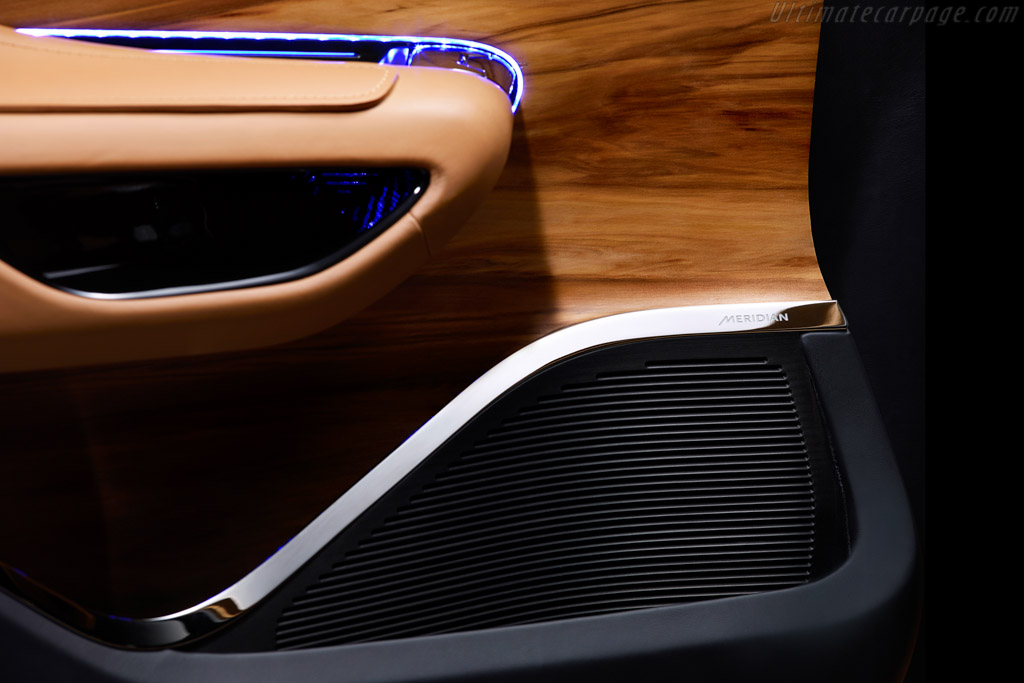 Jaguar C-X17 Sports Crossover Concept