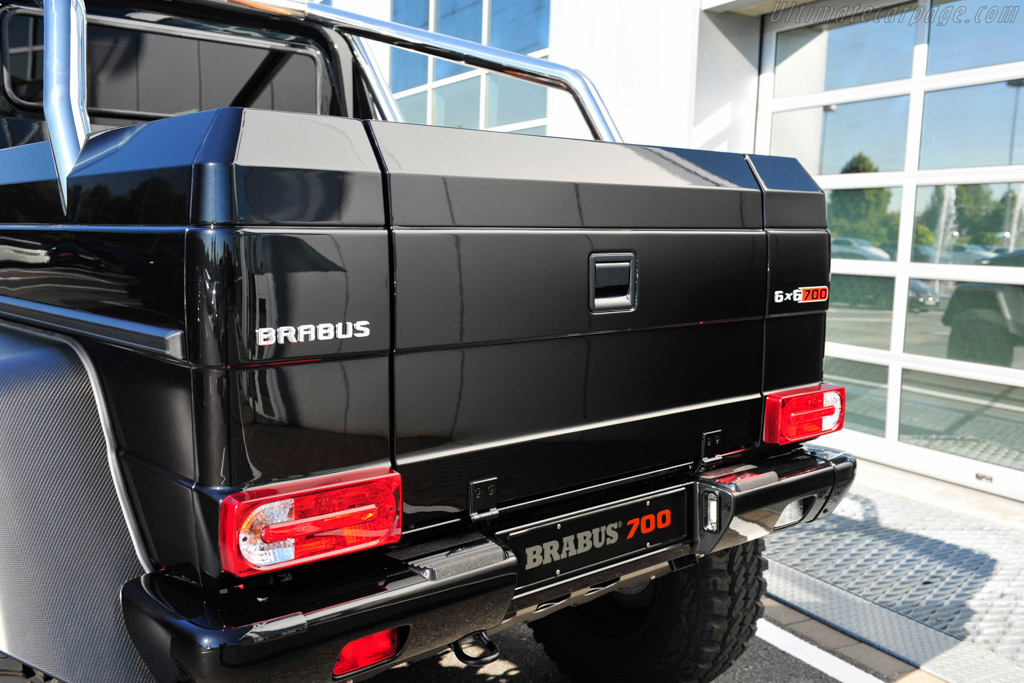 Brabus B63S - 700 6x6