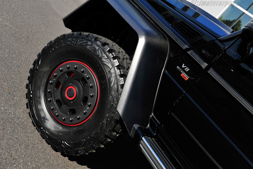 Brabus B63S - 700 6x6