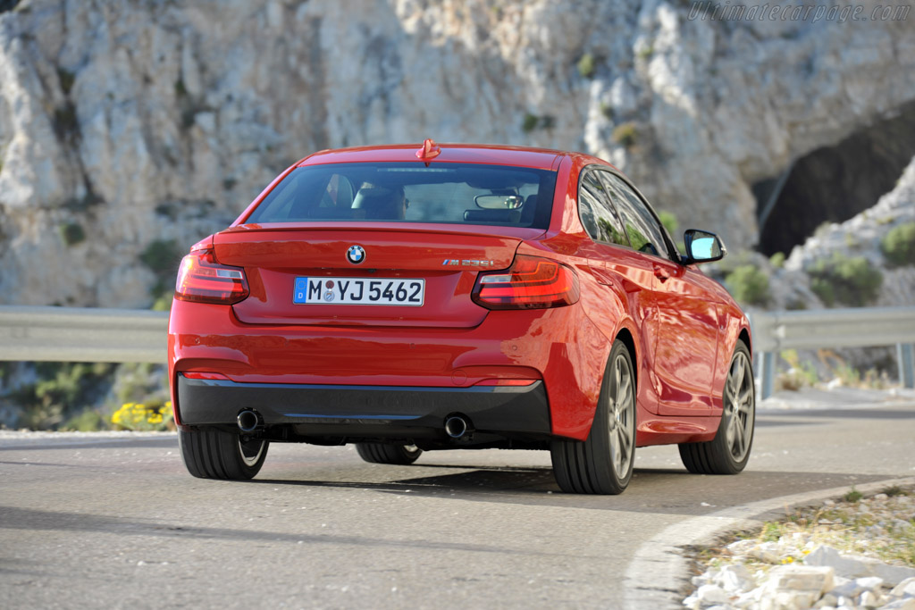 BMW M235i Coupe
