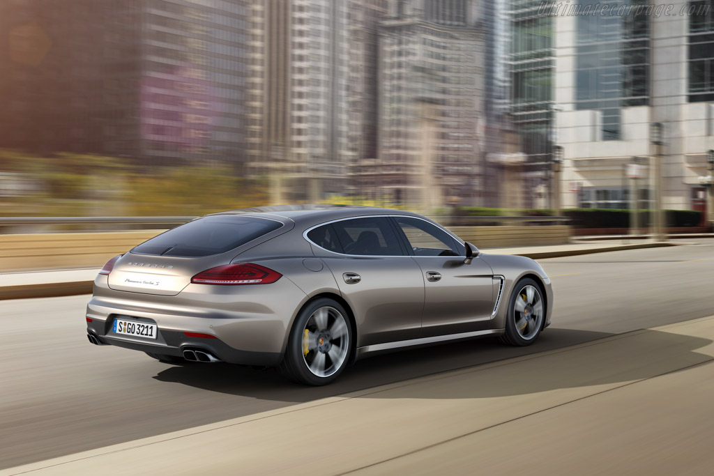 Porsche Panamera Turbo S Executive