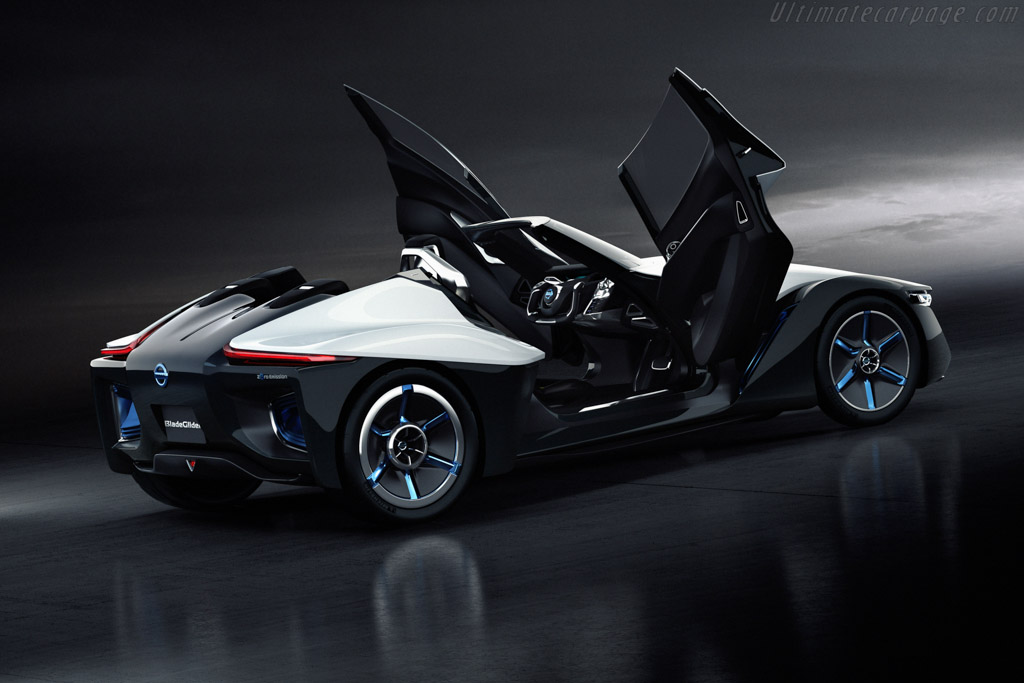 Nissan Bladeglider Concept