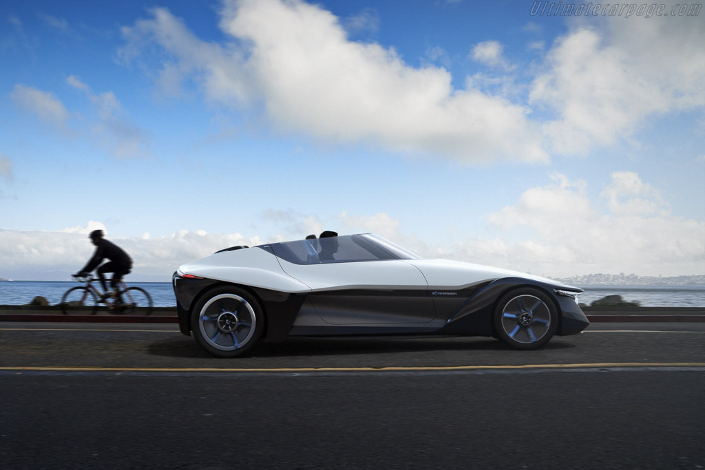 Nissan Bladeglider Concept