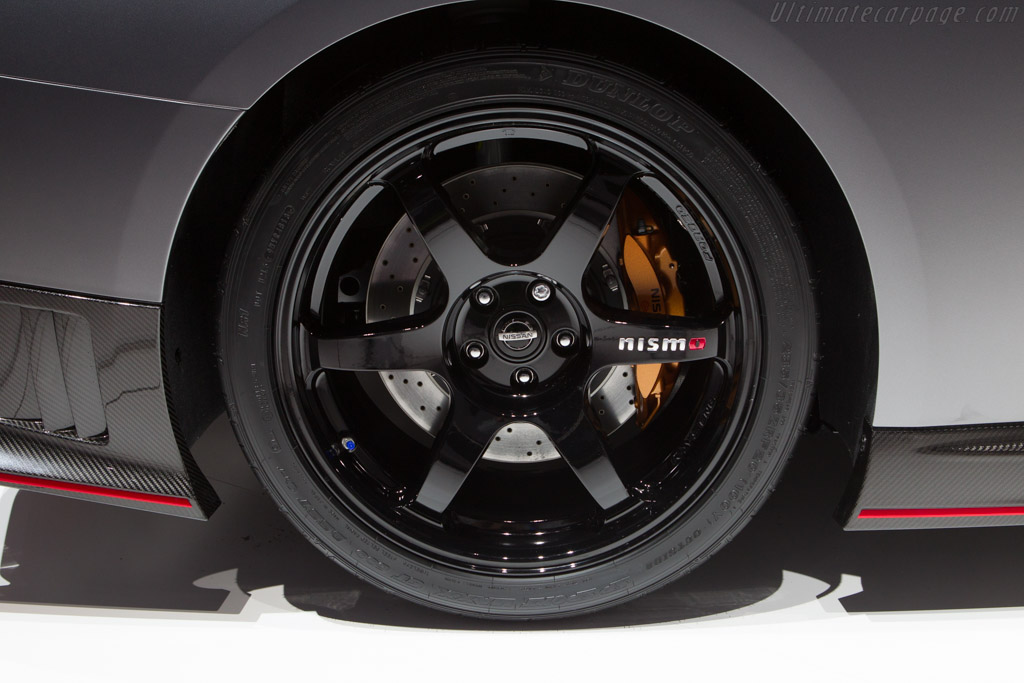 Nissan GT-R Nismo   - 2014 Geneva International Motor Show