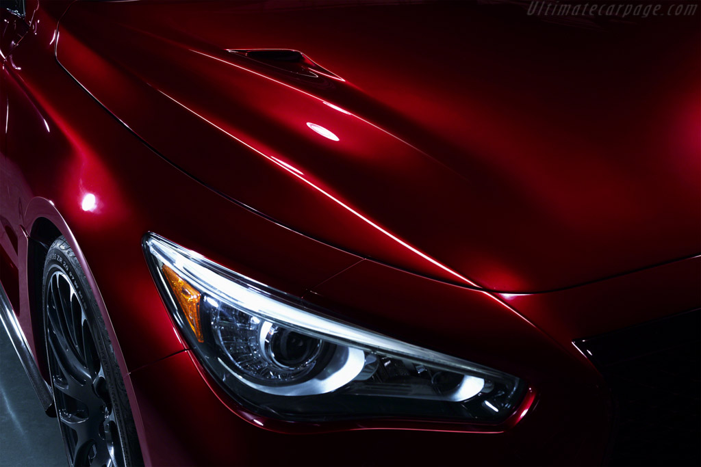 Infiniti Q50 Eau Rouge
