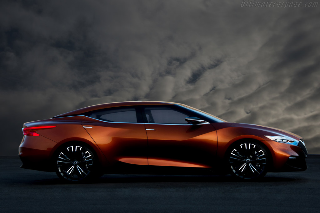 Nissan Sport Sedan Concept