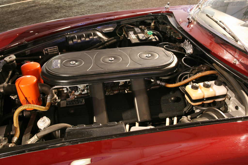 Ferrari 365 California Spyder