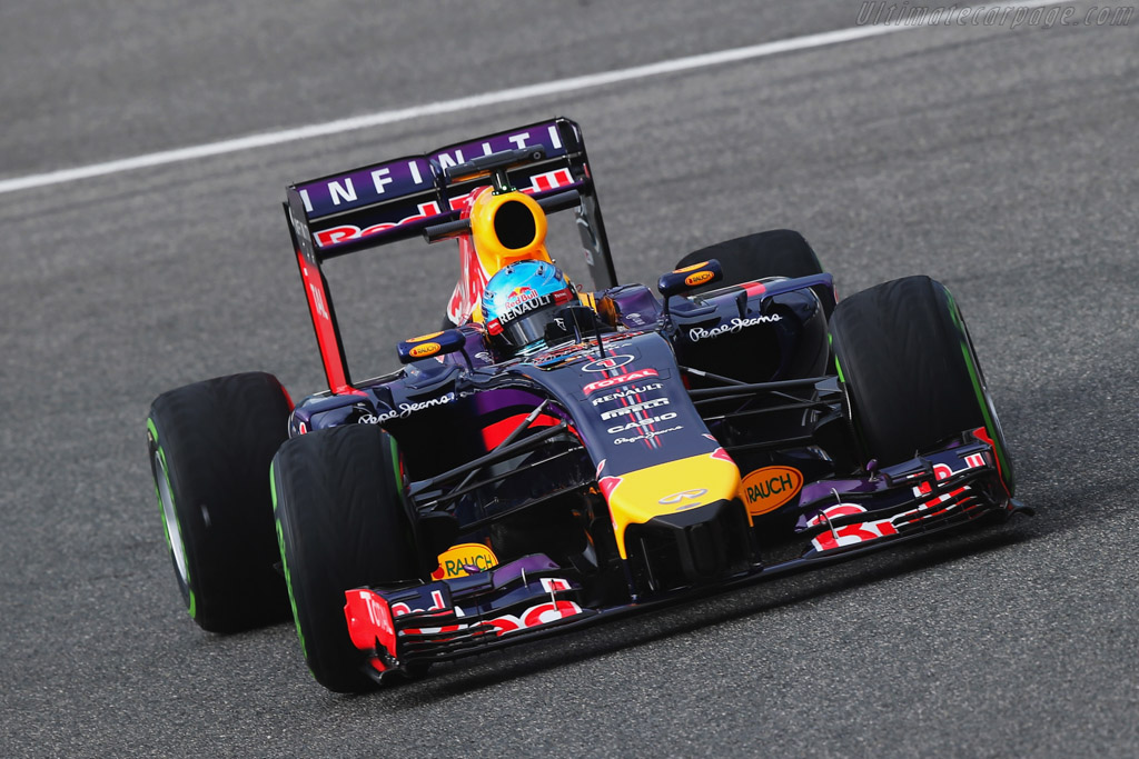 Red Bull Racing RB10 Renault
