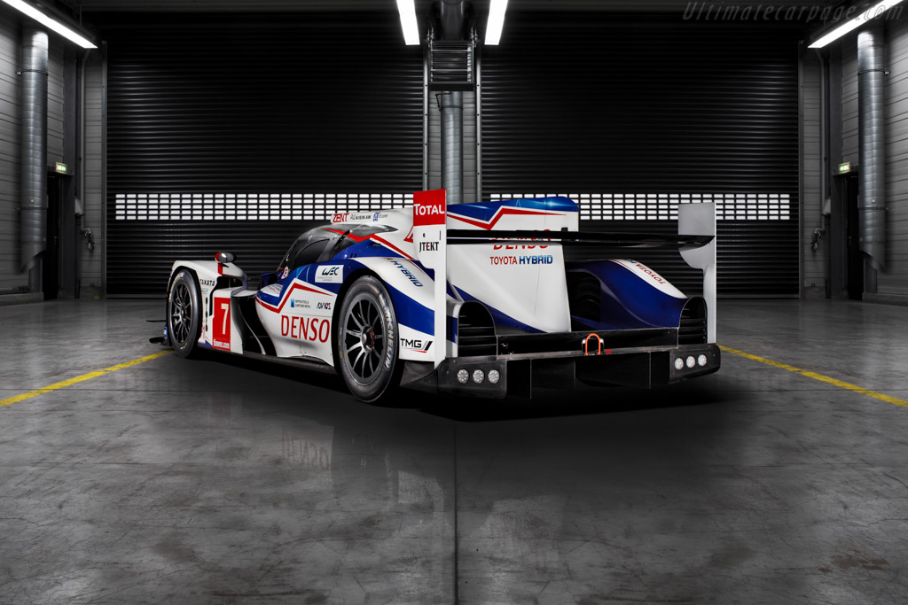 Toyota TS040 Hybrid