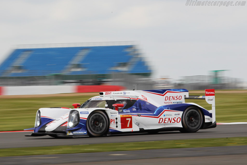 Toyota TS040 Hybrid