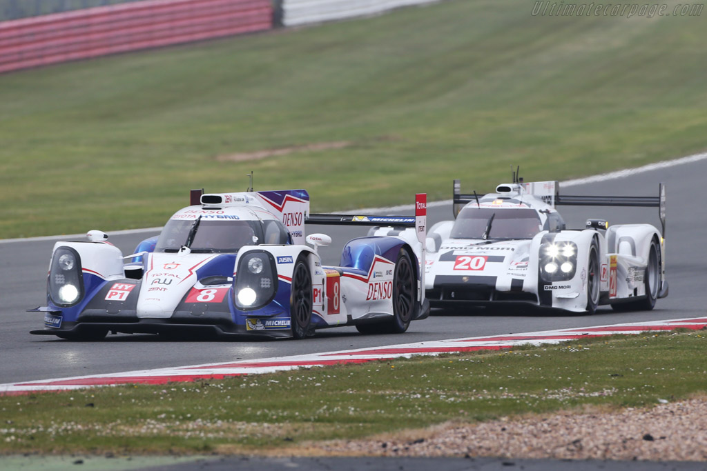 Toyota TS040 Hybrid