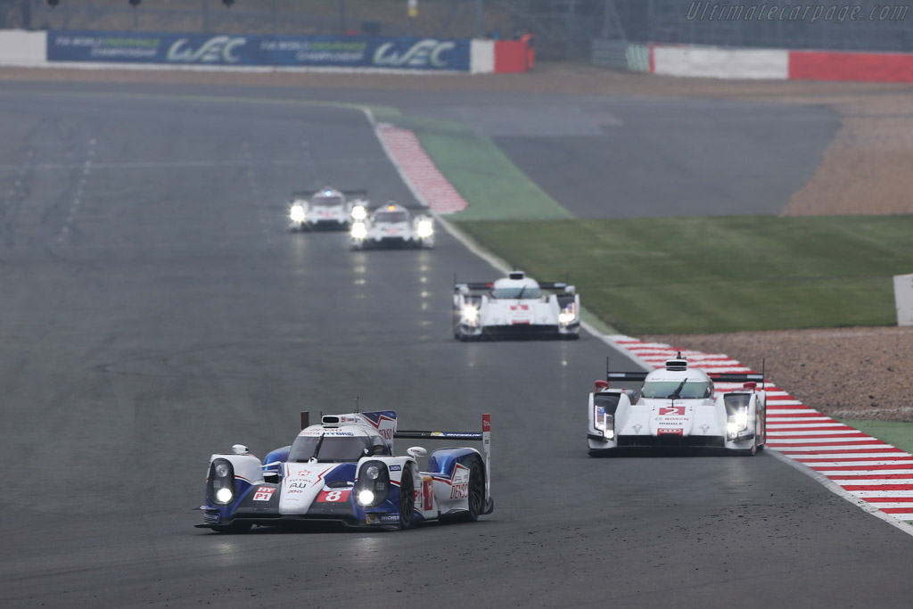Toyota TS040 Hybrid