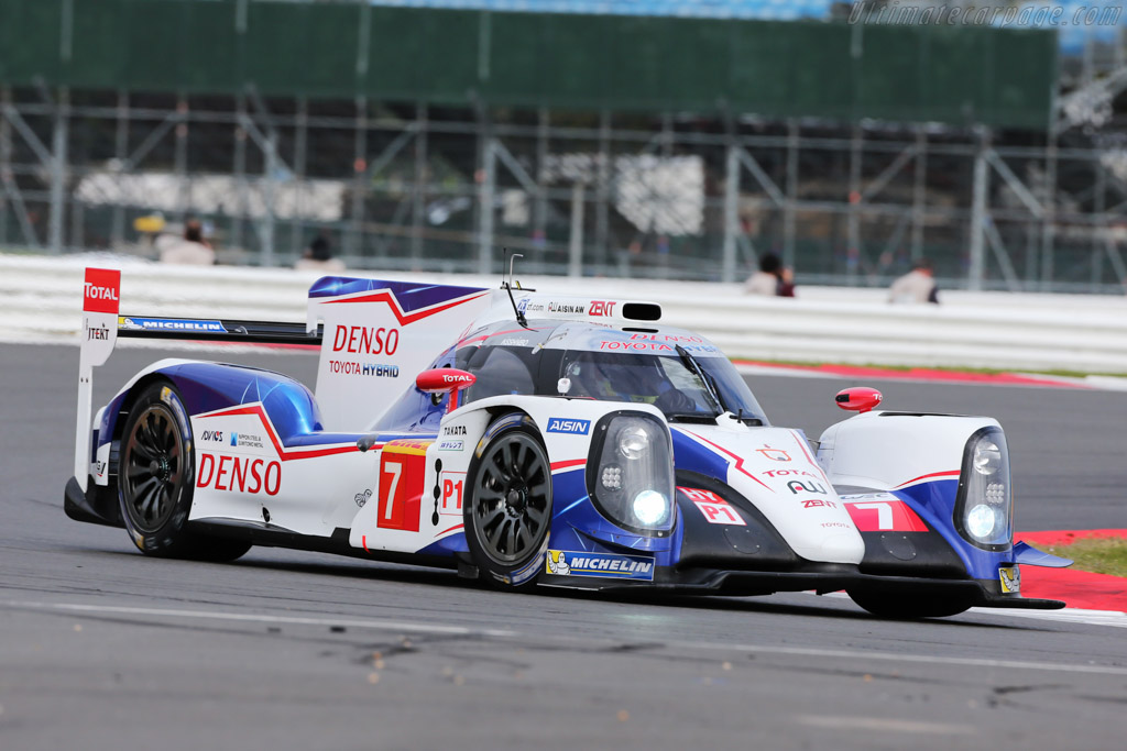 Toyota TS040 Hybrid