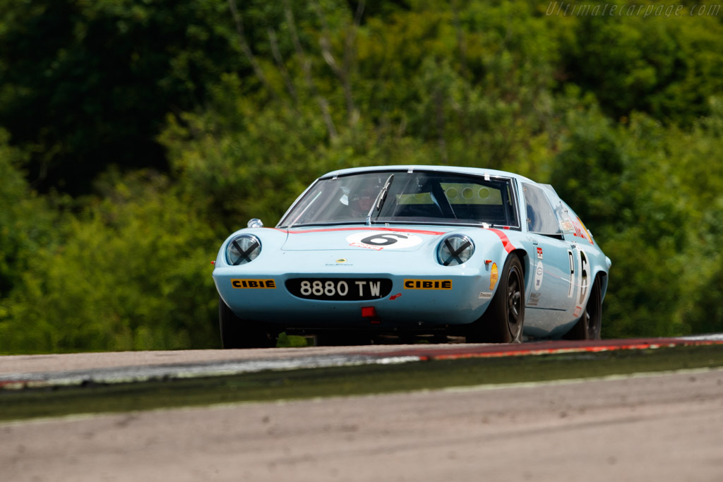 Lotus 47 GT - Chassis: 47/GT/54  - 2018 Grand Prix de l'Age d'Or