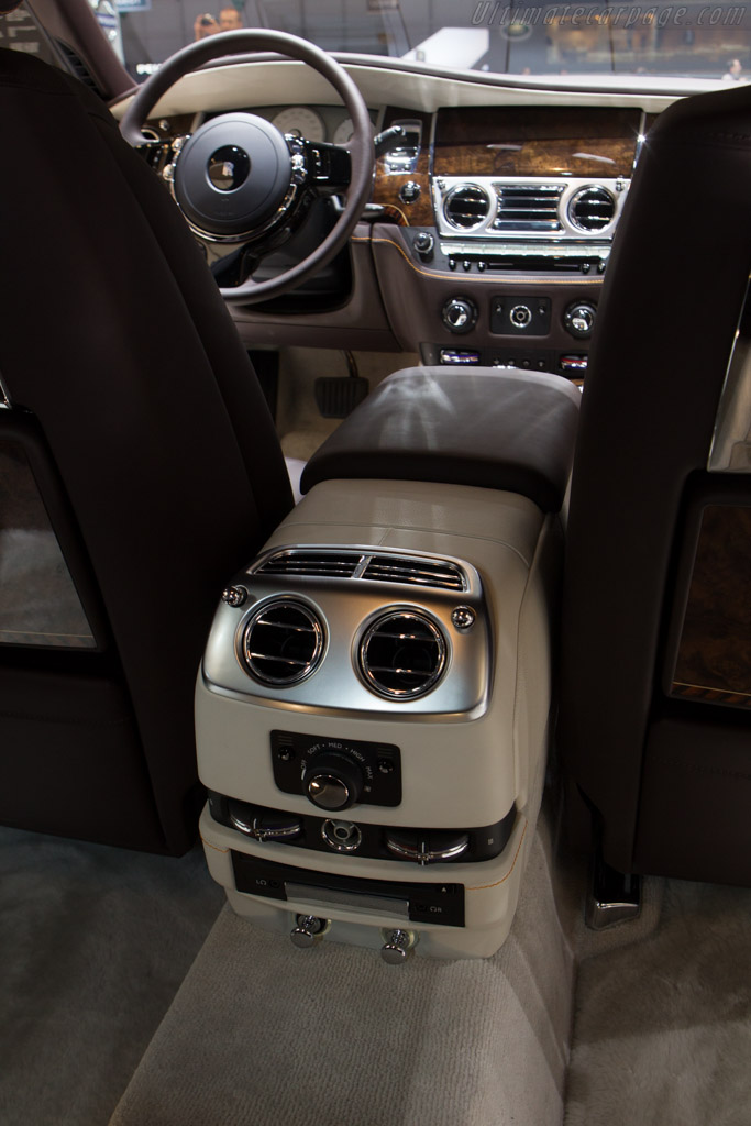 Rolls-Royce Ghost Series II   - 2014 Geneva International Motor Show
