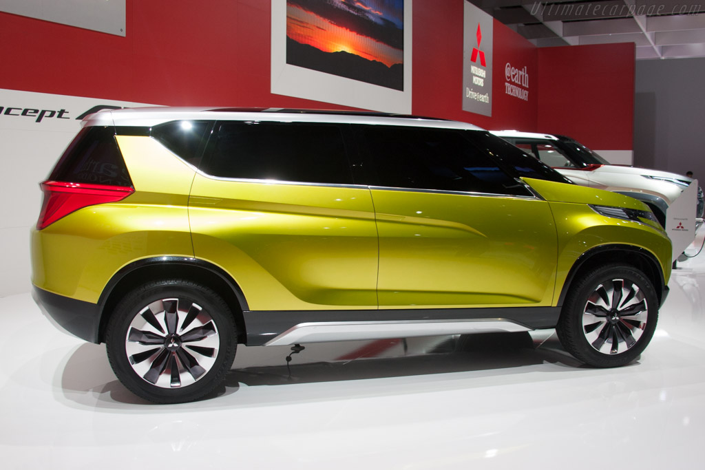 Mitsubishi Concept AR   - 2014 Geneva International Motor Show