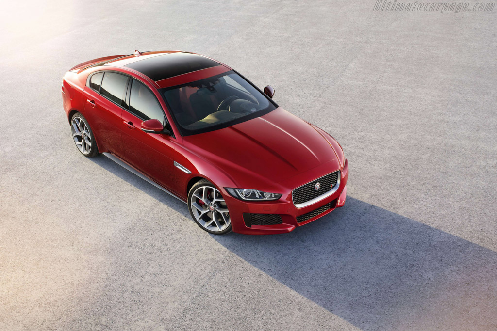 Jaguar XE S