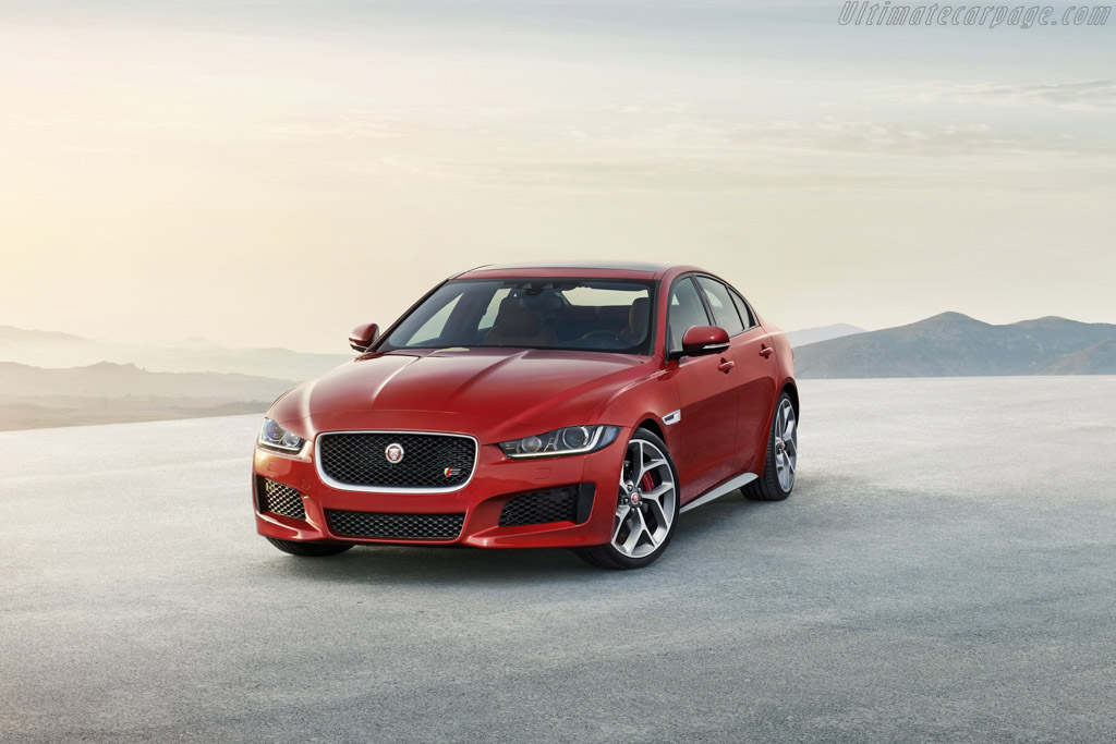 Jaguar XE S