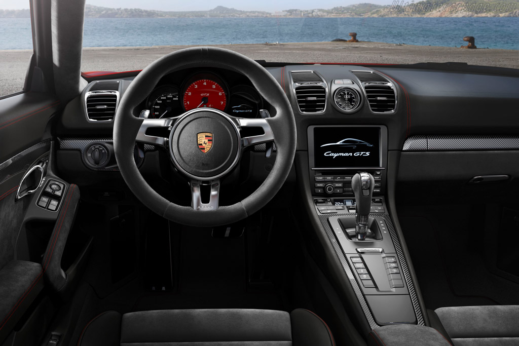 Porsche Cayman GTS