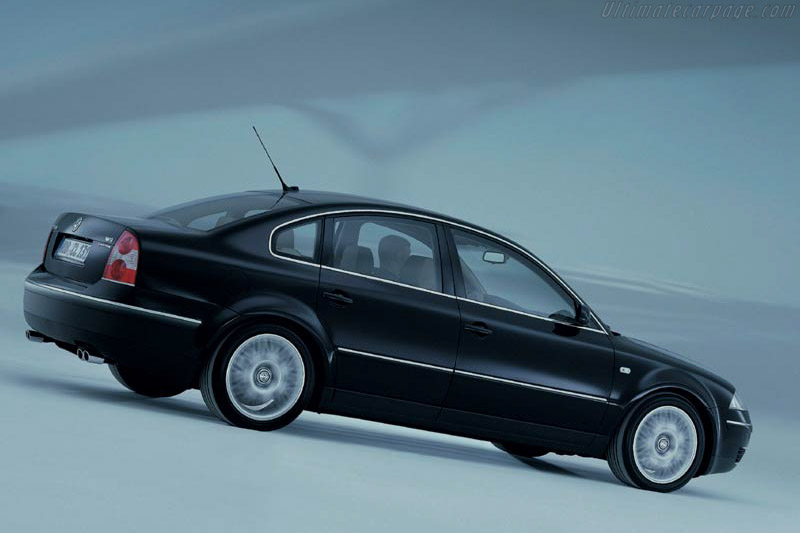 Volkswagen Passat W8