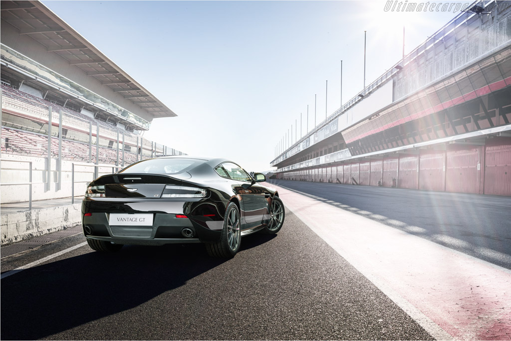 Aston Martin V8 Vantage GT